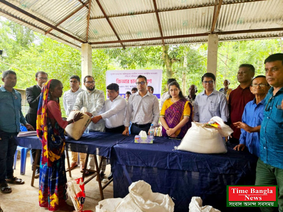 সিলেট সদর উপজেলায় চা শ্রমিকদের মাঝে ২৪ মেট্রিক টন চাল বিতরণ